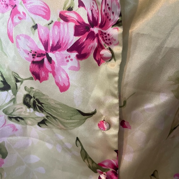 Oscar De La Renta Floral Satin Sleeveless Blouse - Picture 5 of 7